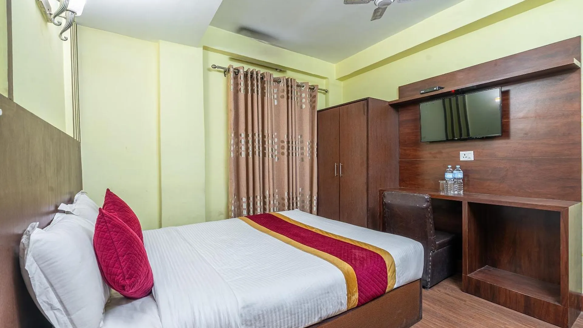 Oyo 825 Hotel Baikuntha Κατμαντού