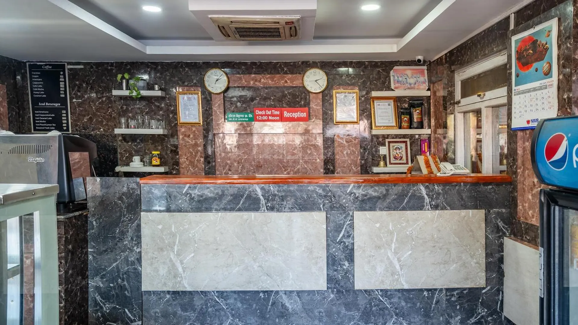 Oyo 825 Hotel Baikuntha Κατμαντού 0*,