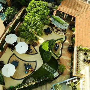 4* Hotel Moonlight